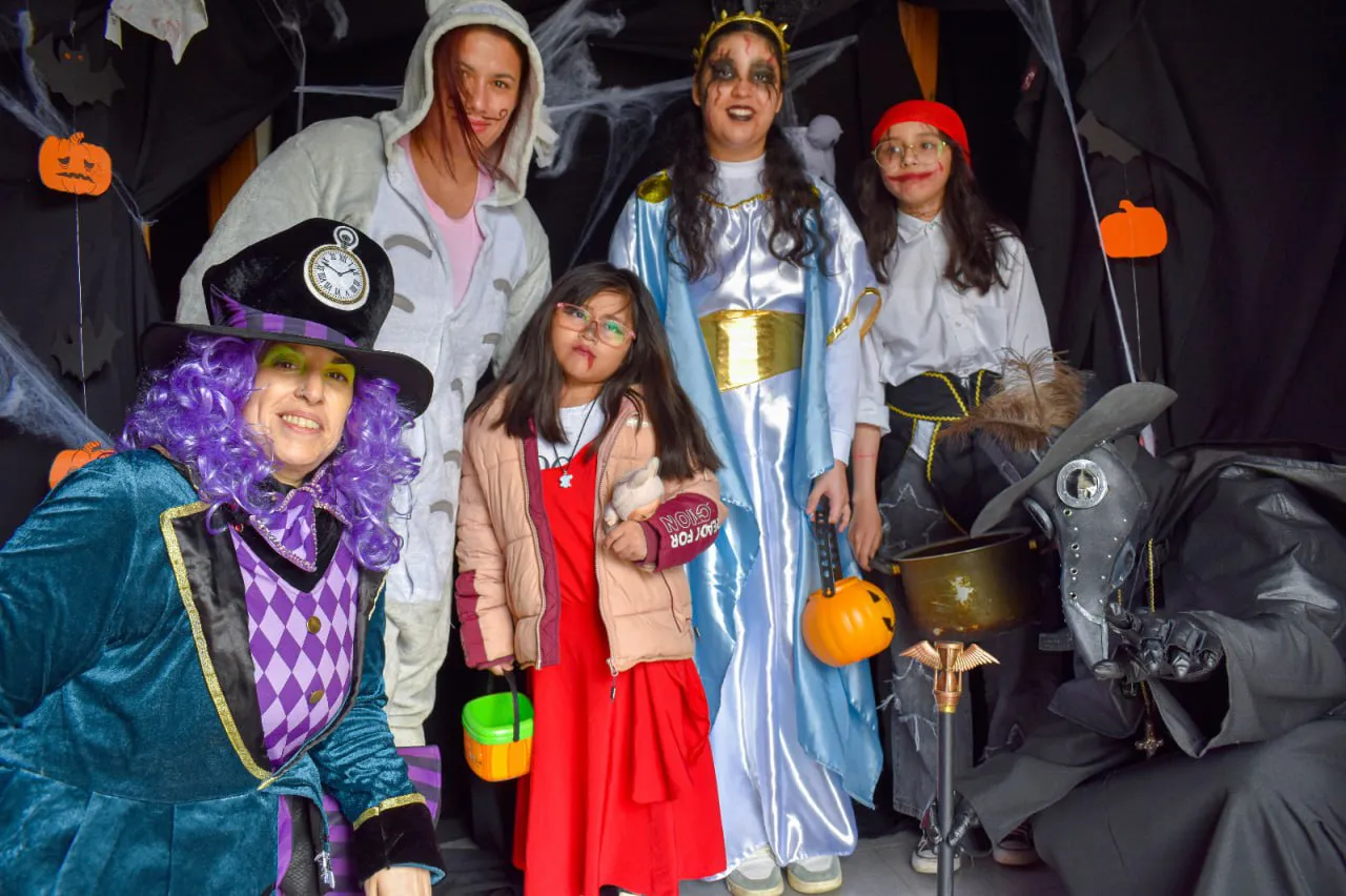 photo_2025-11-01_21-04-41